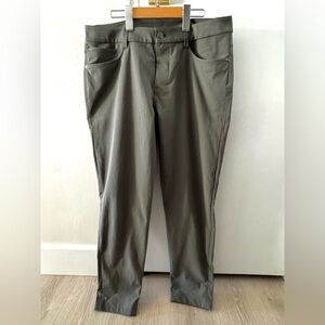 Lululemon Men's 5-Pocket ABC Warpstreme Pants 32 (Grey Eucalyptus) - Barely Worn